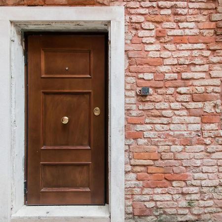 Corte Dell' Angelo, Una Casa Romantica Vicino La Biennale Venice Exterior photo